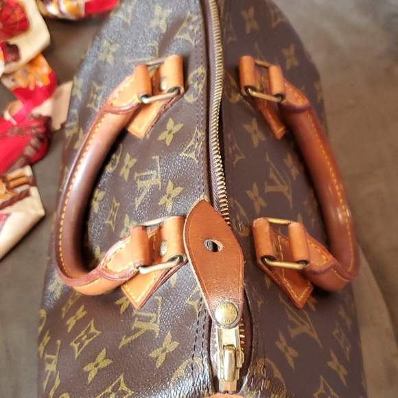 Authentic and Vintage Speedy 25 - Picture 16 of 16